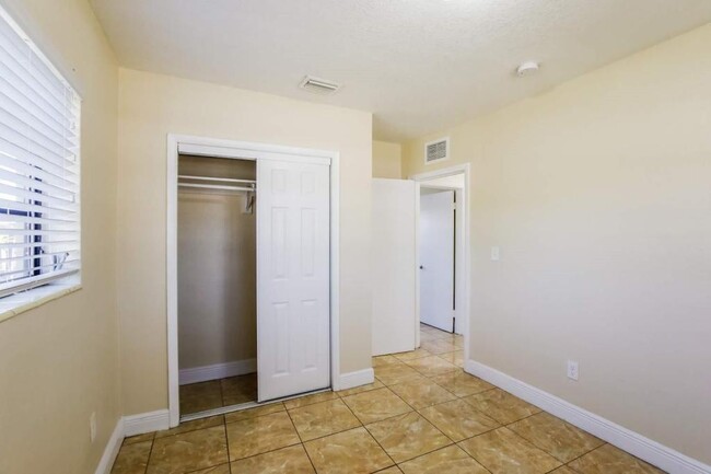 Building Photo - 1730 NW 178th St