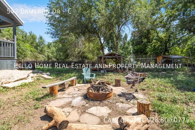 Building Photo - 542 Dameron Dr