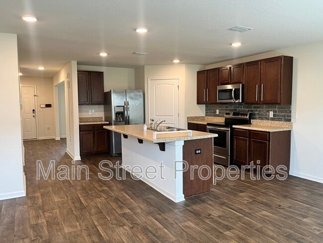 Building Photo - 5862 Blackhorse Cir