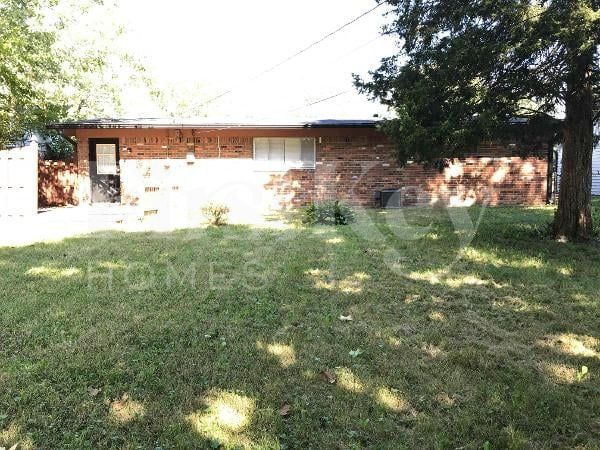 Building Photo - 6039 Penway St