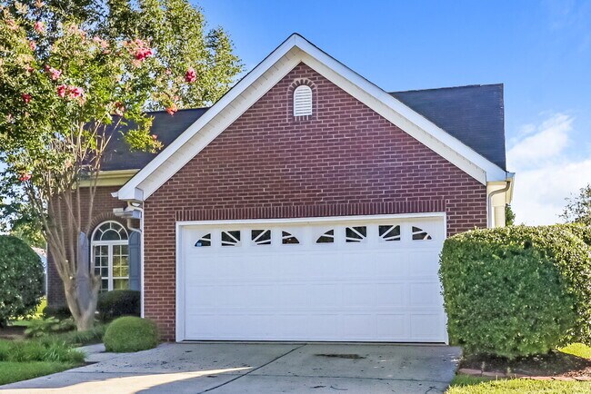 Building Photo - 1018 Cranston Crossing Pl