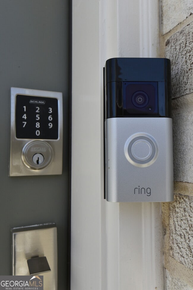 Building Photo - 2839 Rosehall Way