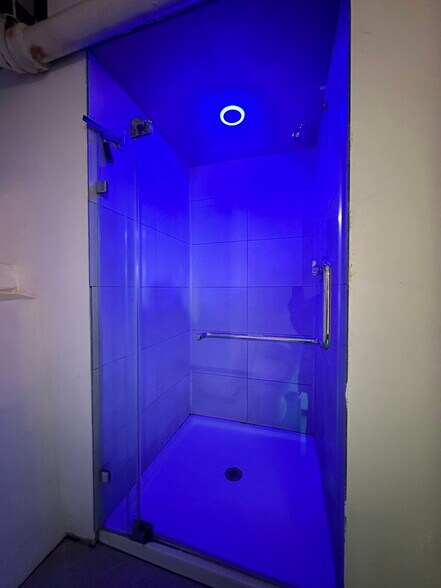 Building Photo - 109 Summer St