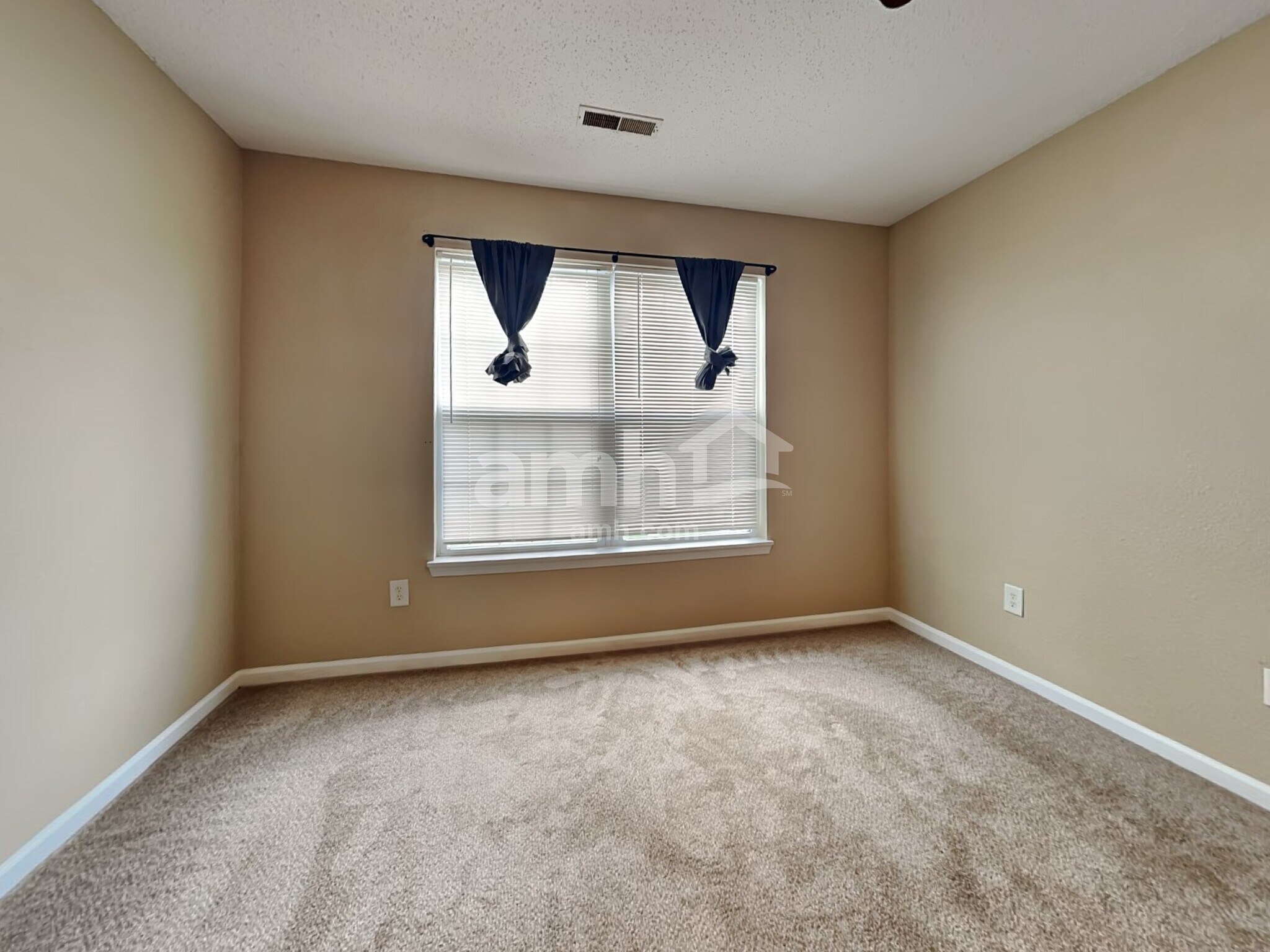 Building Photo - 8146 Whitham Dr