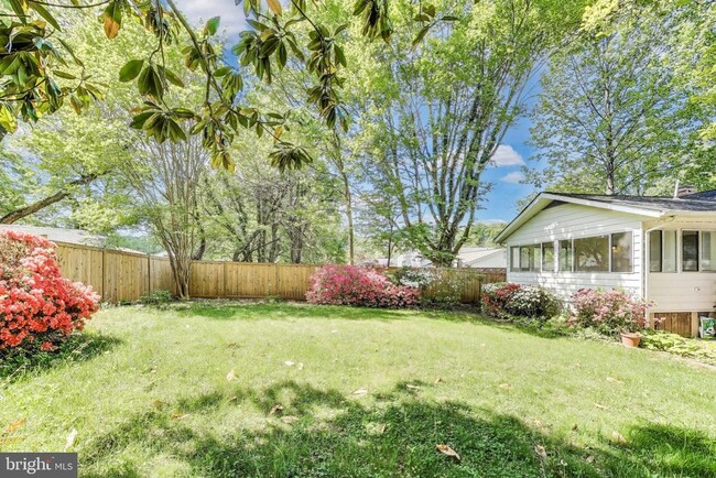 Building Photo - 14207 Gaines Ave