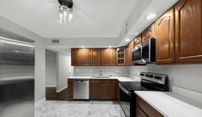 Building Photo - 11600 S Kilbourn Ave