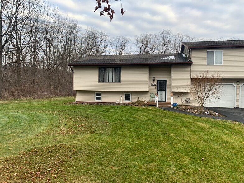 Front - 6105 Dacola Shores Rd