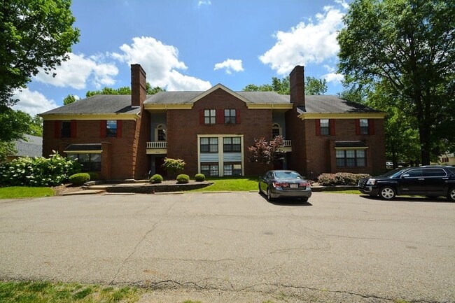 Building Photo - 3607 Vicary Square NE