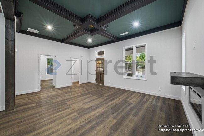 Building Photo - 981 Metropolitan Pkwy SW