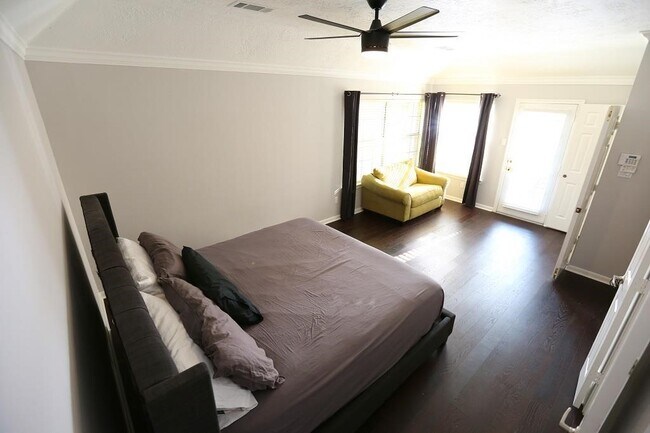 Building Photo - 17907 Stoney Glade Ct