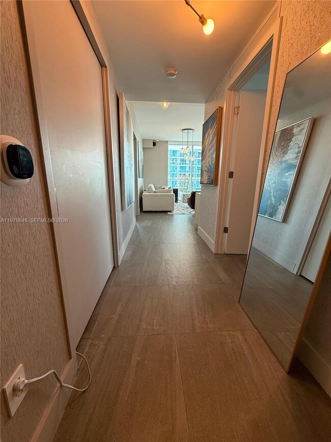 Building Photo - 1080 Brickell Ave