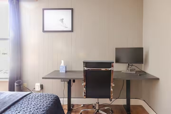 Building Photo - 1150 Deer Valley Dr