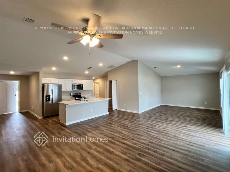 Building Photo - 2257 SW Frisco Terrace