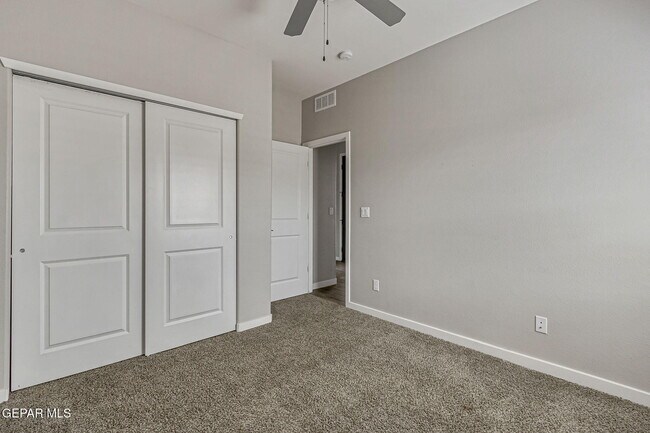 Building Photo - 7500 Porterhouse Ct