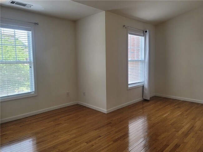 Building Photo - 3383 Marla Blvd NW