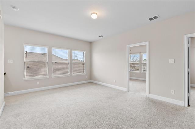 Building Photo - 576 Spruce Trail