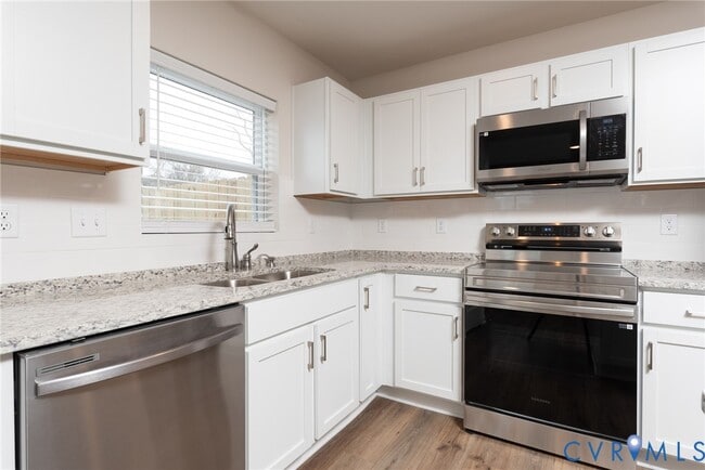 Building Photo - 5327 Chamberlayne Rd