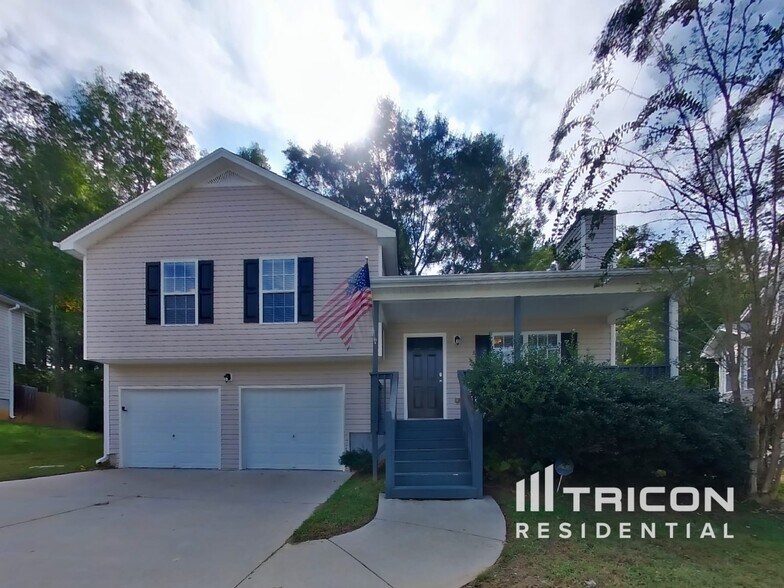 Primary Photo - 209 Remington Ct