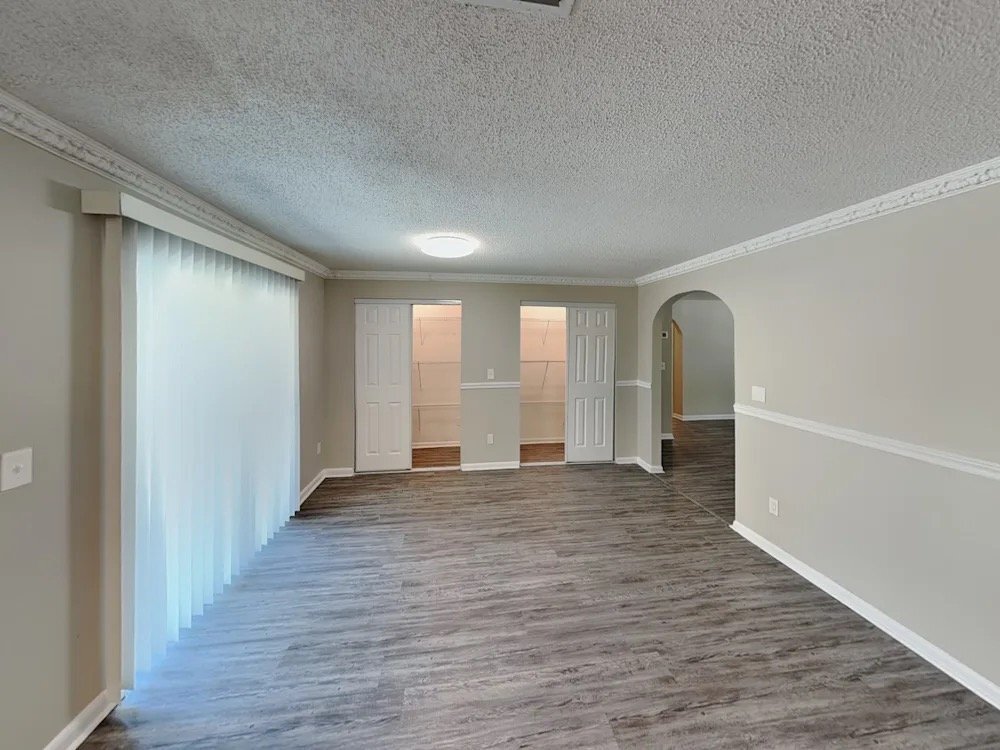 Building Photo - 6947 Magdelena Dr