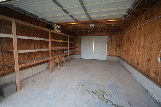 Building Photo - Modern & comfortable home in a country setting on 1 acre in Sequim