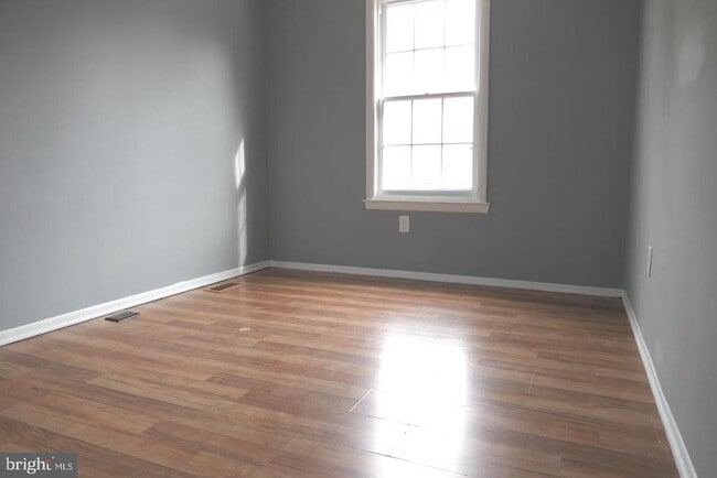 Building Photo - 15 Cherry Manor Ct