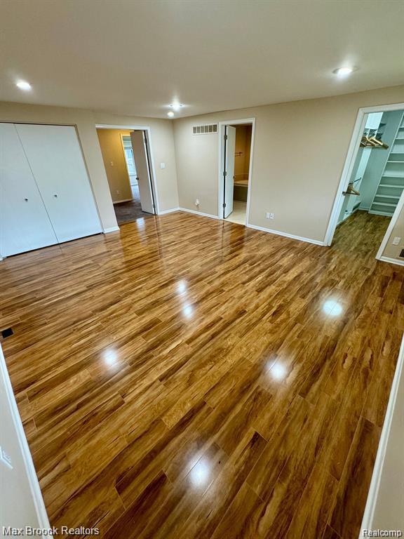 Building Photo - 7146 Pebble Park Dr