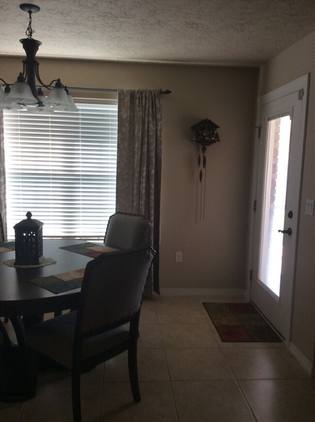 Building Photo - 3912 Woodlark Road