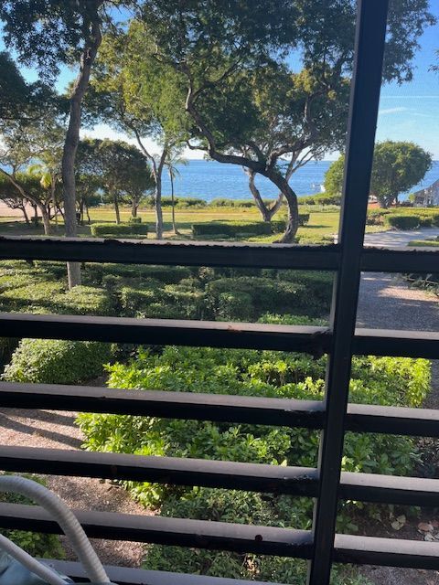 Building Photo - 202 Sanctuary Dr.