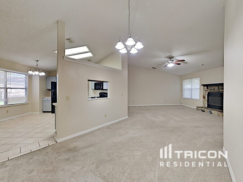 Building Photo - 7081 Swamp Flower Ln