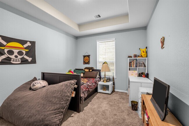 Building Photo - 446 Rd 66111