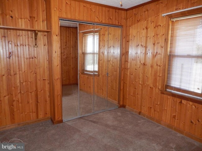 Building Photo - 16226 Little Ferry Rd
