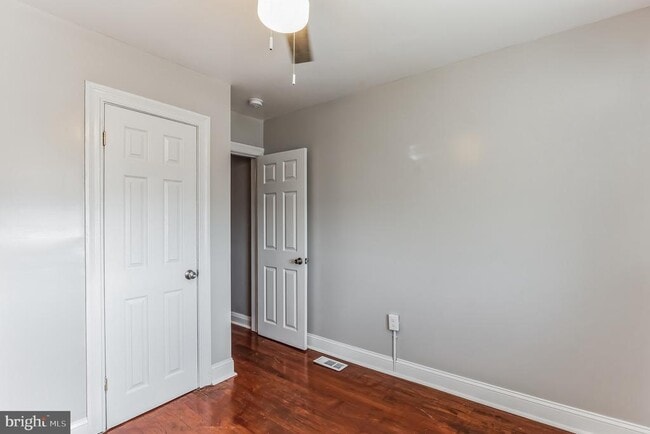 Building Photo - 2551 Kirk Ave