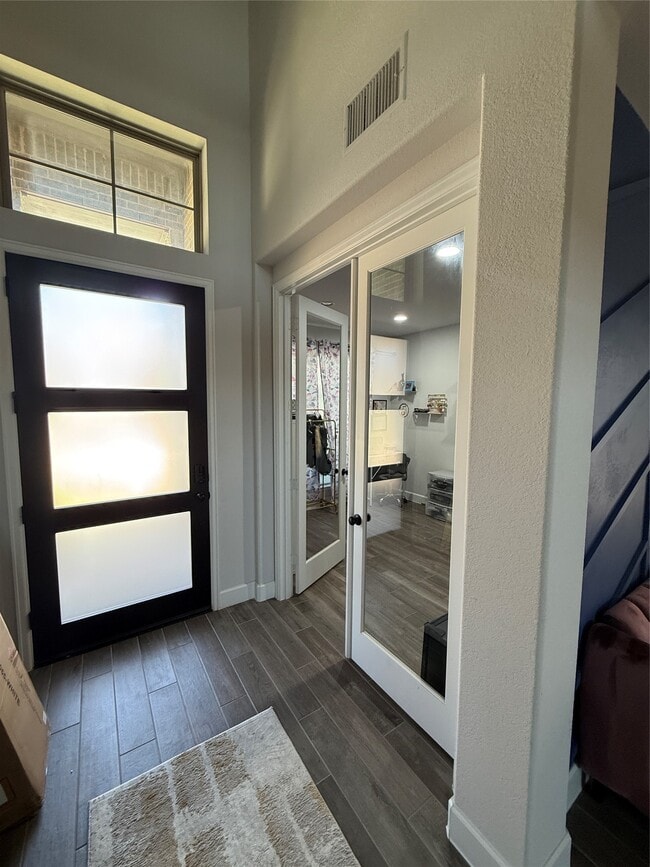Building Photo - 563 Santa Rosa Hls Dr