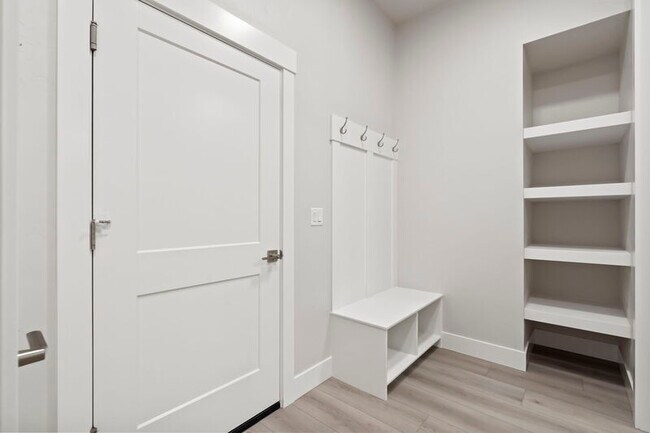Building Photo - 10692 W Bell Fountain Dr