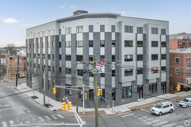 Building Photo - 475 Communipaw Ave