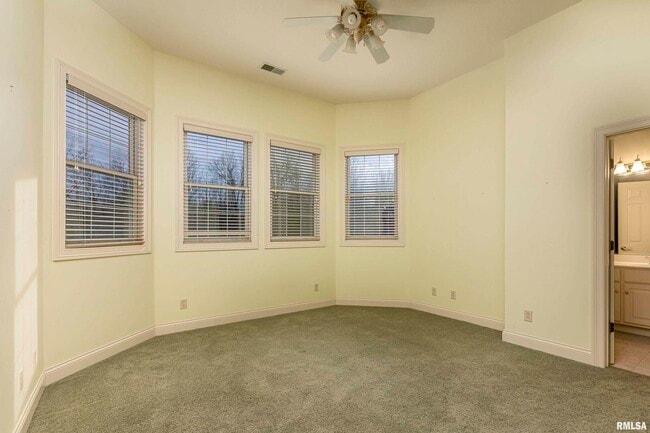 Building Photo - 3115 W Striegel Rd