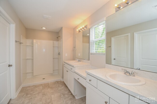 Building Photo - 11328 John Rutledge Pl
