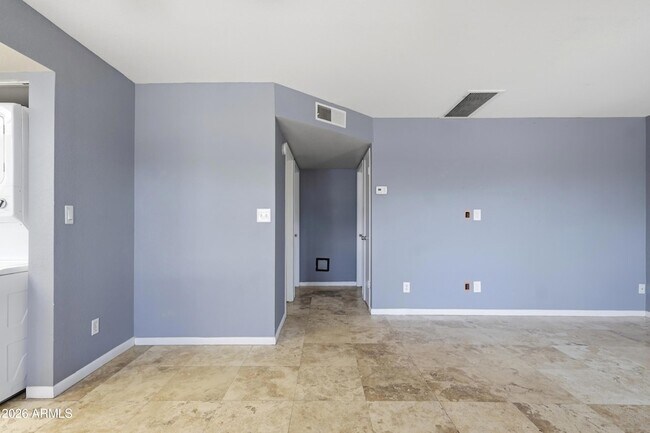 Building Photo - 3635 N 37th St