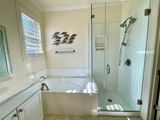 Building Photo - 20603 Highland Lake Loop