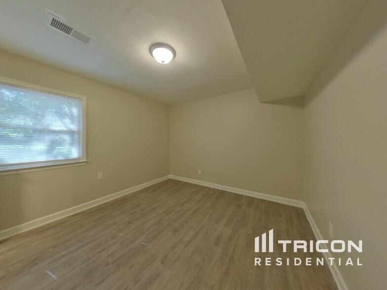 Building Photo - 6638 Brunning Glen Ct