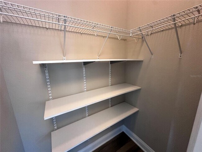 Building Photo - 9319 Richet Pl