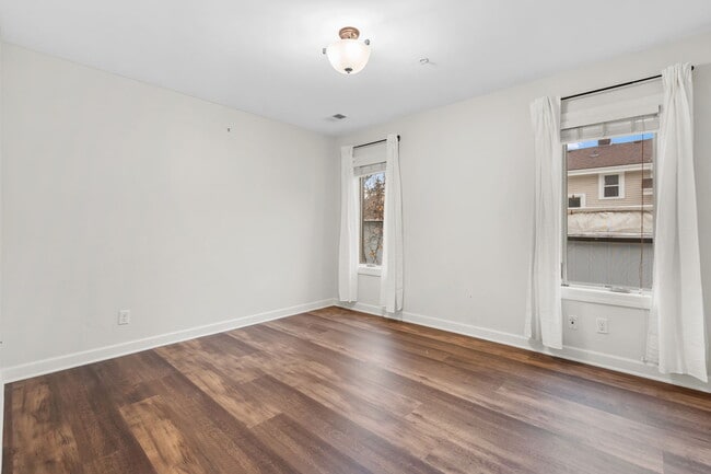 Building Photo - 4406-1 Nicollet Ave