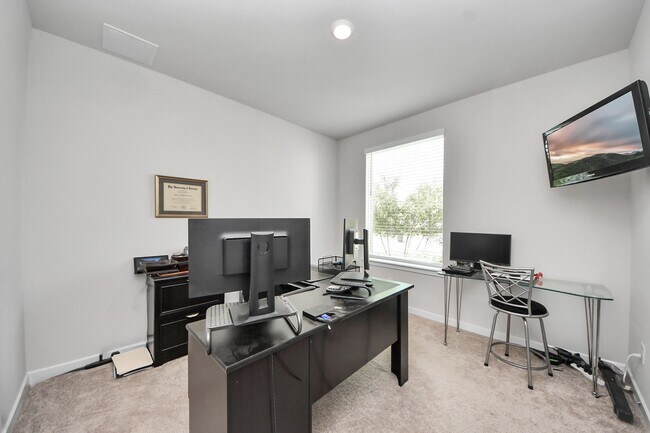 Building Photo - 21638 Laggan Clf Ln