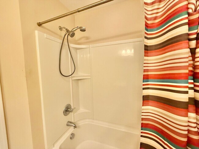 Building Photo - **OFFERING WAIVED APPLICATION FEES & $150 ...