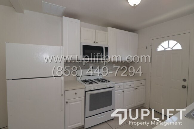 Building Photo - Jefferson Ave (782)