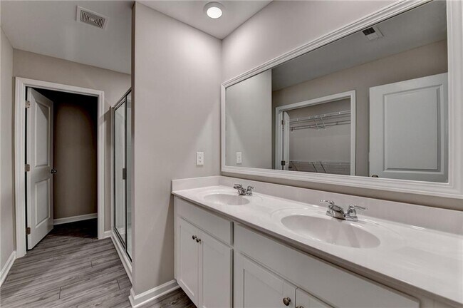 Building Photo - 125 Osprey Overlook Dr