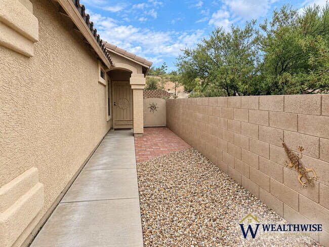 Building Photo - Mountain Views, Large Office/Den & Whole-Home Water Purification — Eagle Crest Ranch