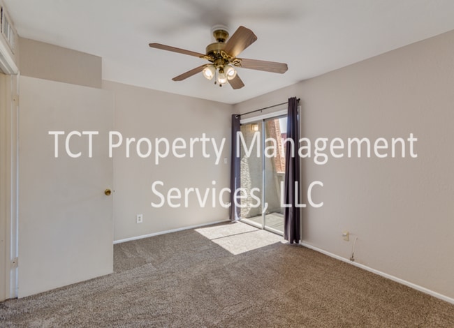 Building Photo - Updated 2 bedroom in Tempe!