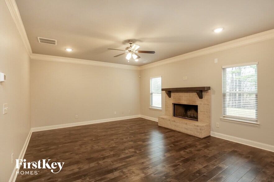 Building Photo - 241 Braselton Farms Dr