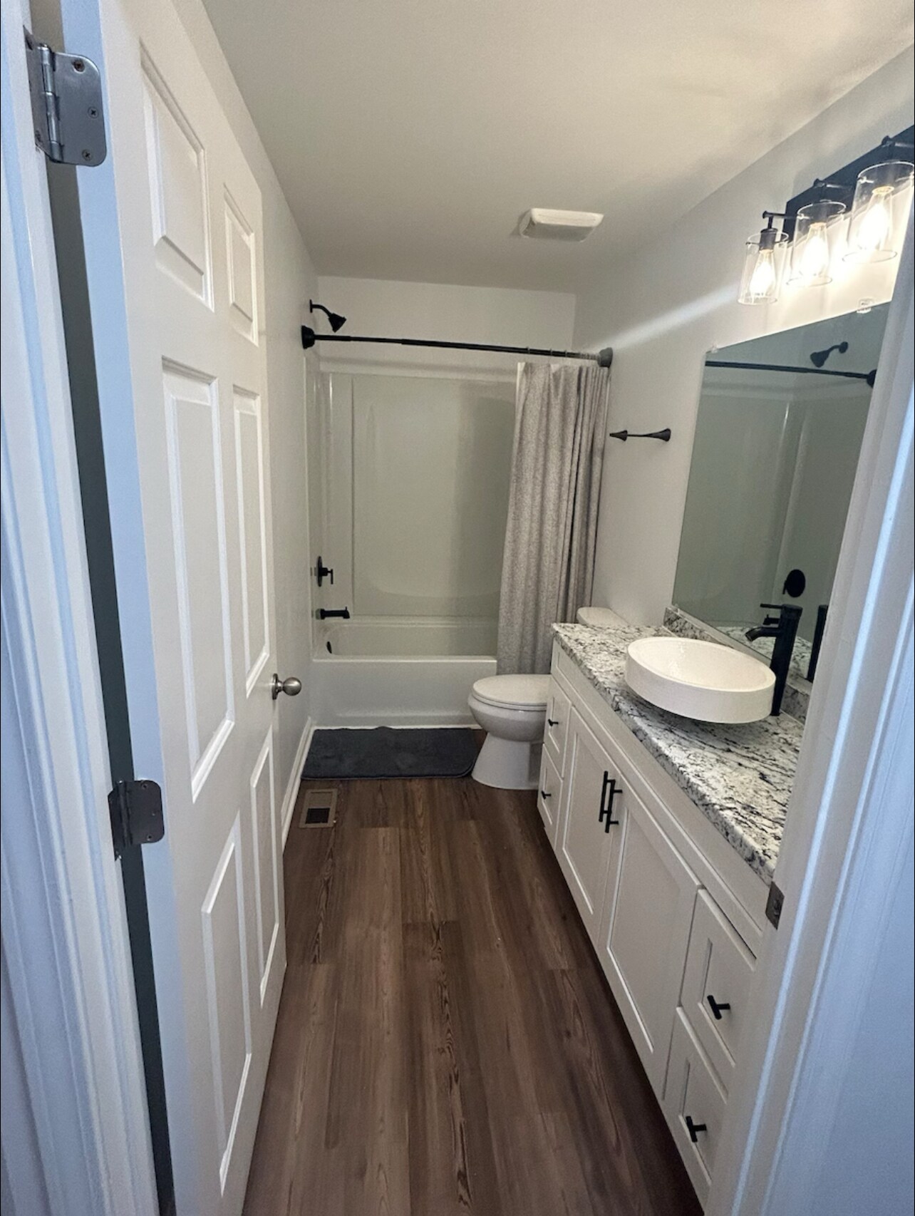Building Photo - Room in Duplex on Albemarle Rd